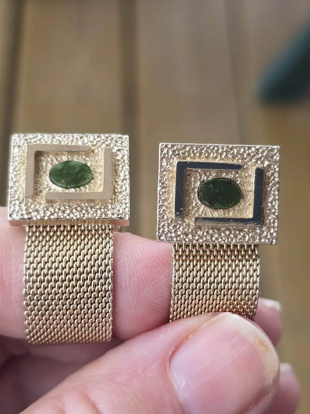 Gold Tone Mens Cuff Links w/ Green Oval Cabochons Gemstones